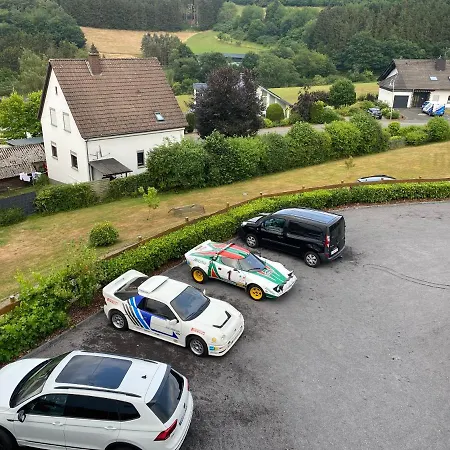 Garni Zum Adenauer Forst Vendégház