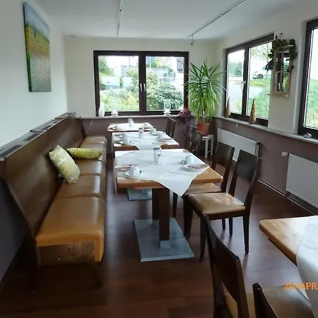 Garni Zum Adenauer Forst Vendégház 3*