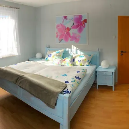 Garni Zum Adenauer Forst بيت ضيافة 3*